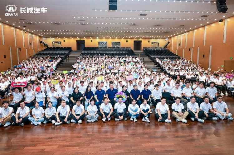 河北保定｜车企应届生入职开放日，定制化纪实摄影赋能人才品牌宣传