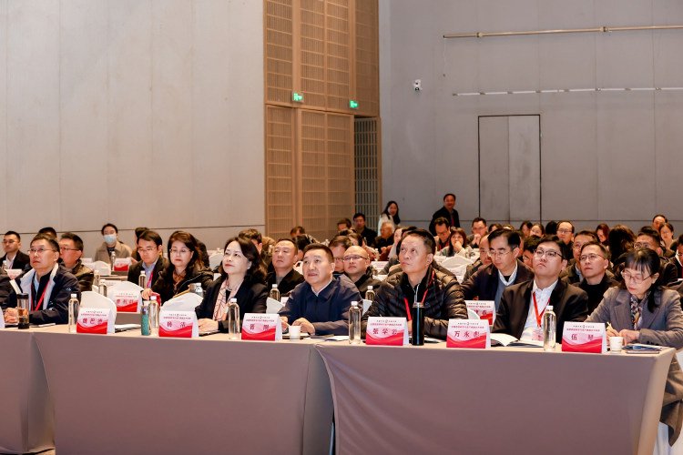 云相册破 1.3 万浏览｜全程跟拍全国思政研学产教融合成立大会，会务云摄影一站式落地
