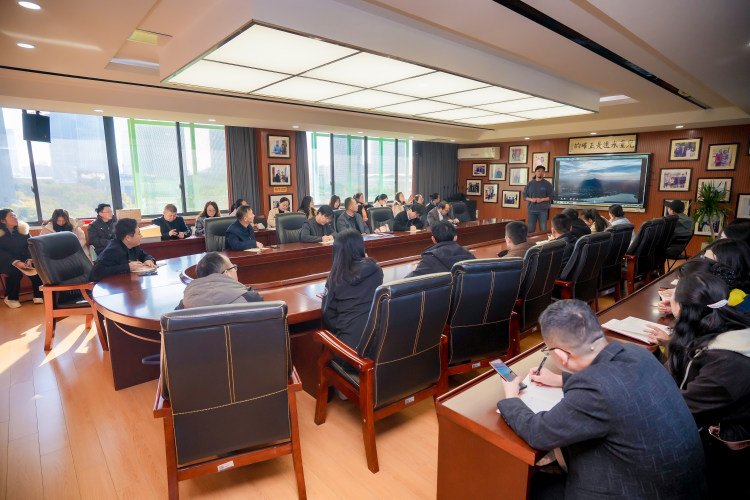 云相册浏览破 2.2 万｜全程纪实 “美丽园丁” 教育项目入校指导，专业活动跟拍落地教育研学纪实服务