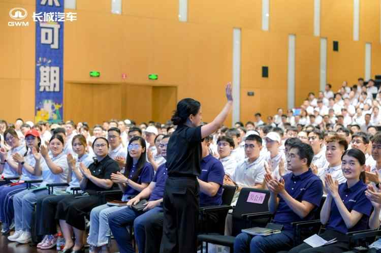 河北保定｜车企应届生入职开放日，定制化纪实摄影赋能人才品牌宣传