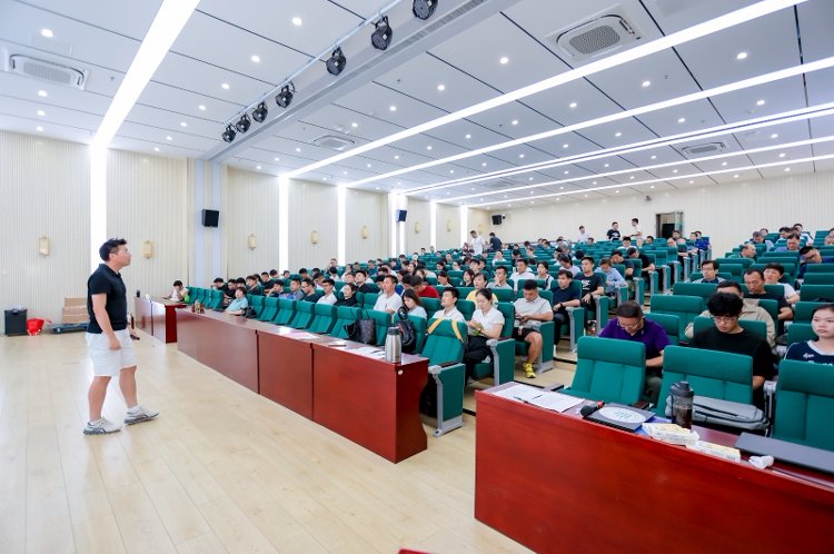 山东济南｜双线场域同步纪实，教师素养提升项目定制化影像落地
