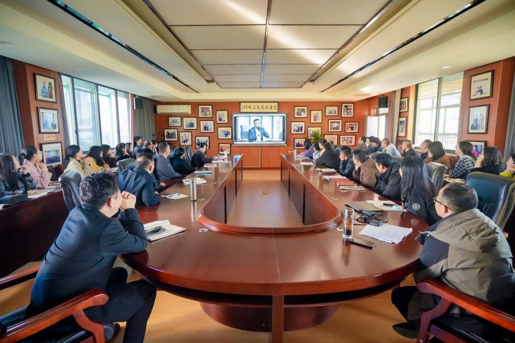 云相册浏览破 2.2 万｜全程纪实 “美丽园丁” 教育项目入校指导，专业活动跟拍落地教育研学纪实服务