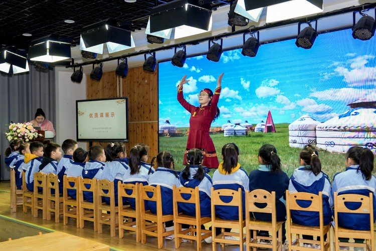 全程跟拍美丽园丁入校教研，教育项目云摄影纪实圆满落地 正文