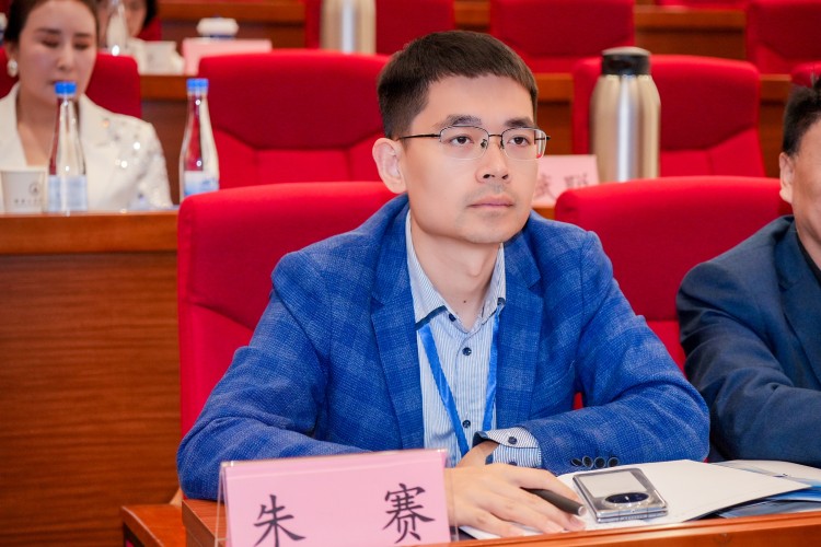 南通油商论坛纪实｜从室内峰会到户外大合影，定制化会务影像服务落地