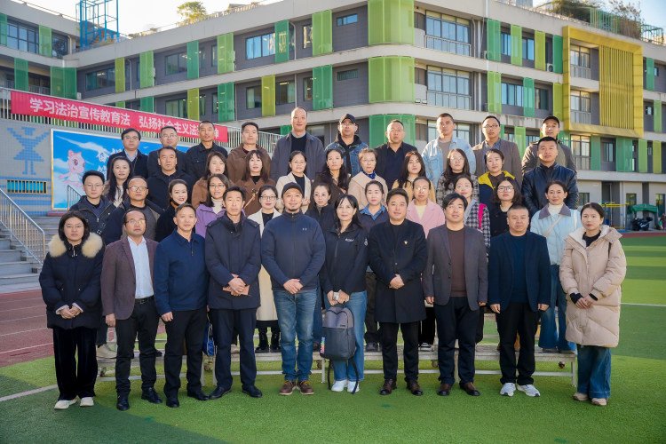 云相册浏览破 2.2 万｜全程纪实 “美丽园丁” 教育项目入校指导，专业活动跟拍落地教育研学纪实服务