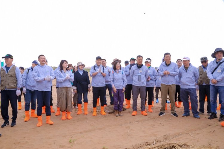 宁夏银川｜企业公益植树团建纪实，户外全场景影像一站式定制服务