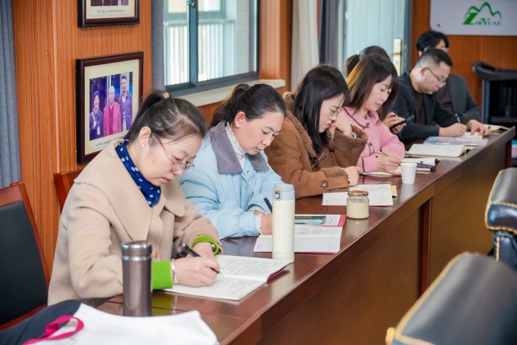 云相册浏览破 2.2 万｜全程纪实 “美丽园丁” 教育项目入校指导，专业活动跟拍落地教育研学纪实服务