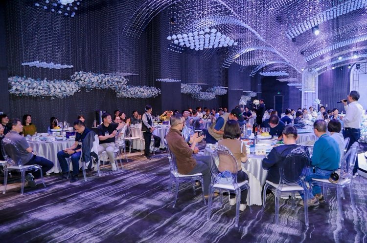 宁夏银川｜企业公益植树团建纪实，户外全场景影像一站式定制服务