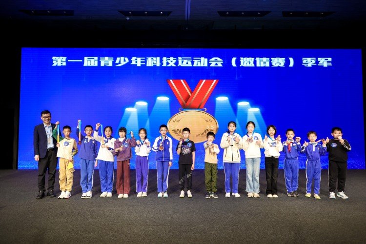 专业影像定格科创盛会｜一站式活动跟拍 + 云摄影全程护航青少年科技运动会
